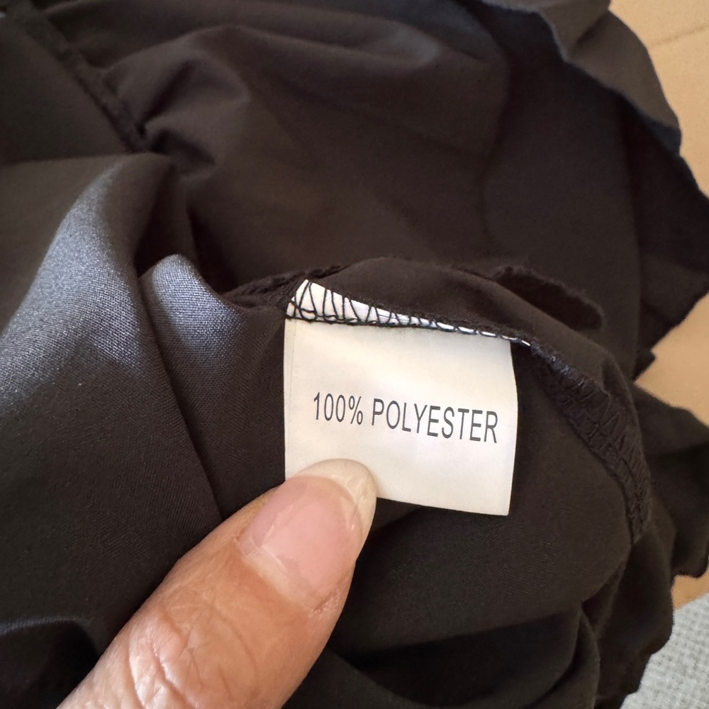 Elegant Black Ruffle Dress - Picture 5 of 5